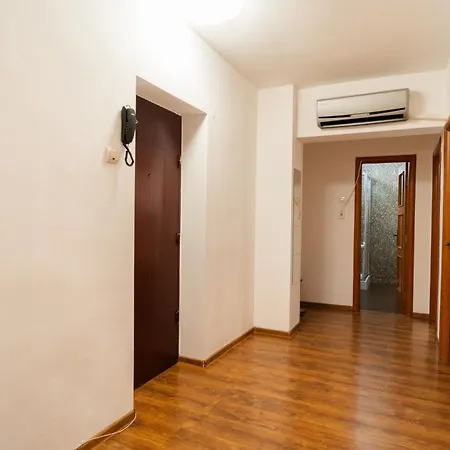 Ultra Central Retreat - Palace Of Parliament View Apartament *